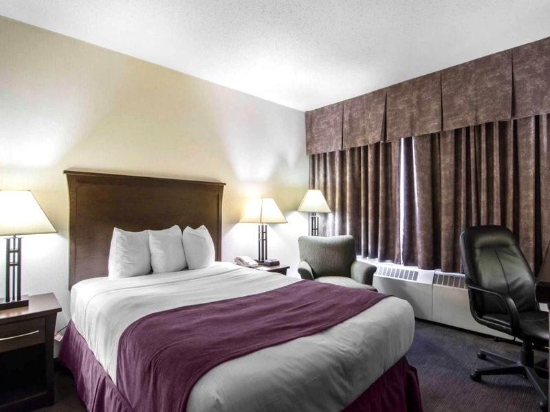 クオリティ イン & スイーツ イエローナイフ (Quality Inn & Suites Yellowknife)の写真