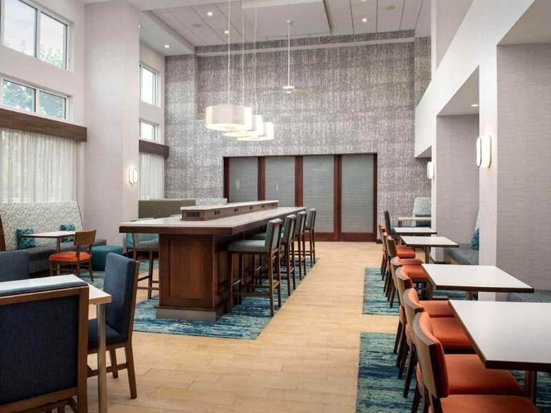 Hampton Inn & Suites Holly Springsの写真