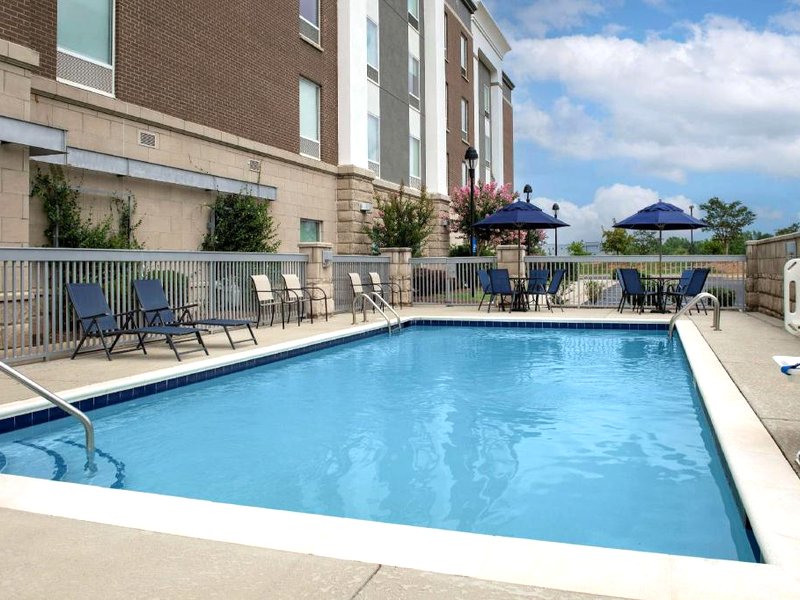 Hampton Inn & Suites Holly Springsの写真