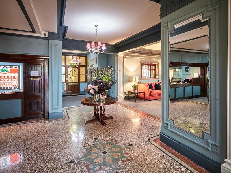 The Green Dragon Hotelの写真