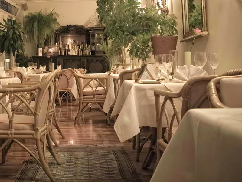 バルタザール・ノイマン・シュパイゼライ＆ゲーハウス - ツェントルム・ブリュール (Balthasar Neumann Speiserei & G¿ehaus - Zentrum Br¿hl -                                         )の写真