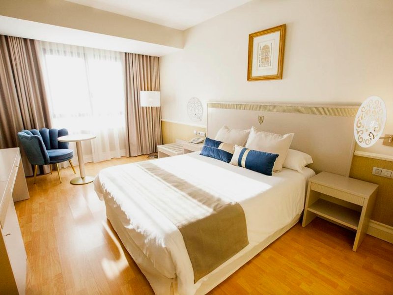 Hotel Alfonso VIIIの写真