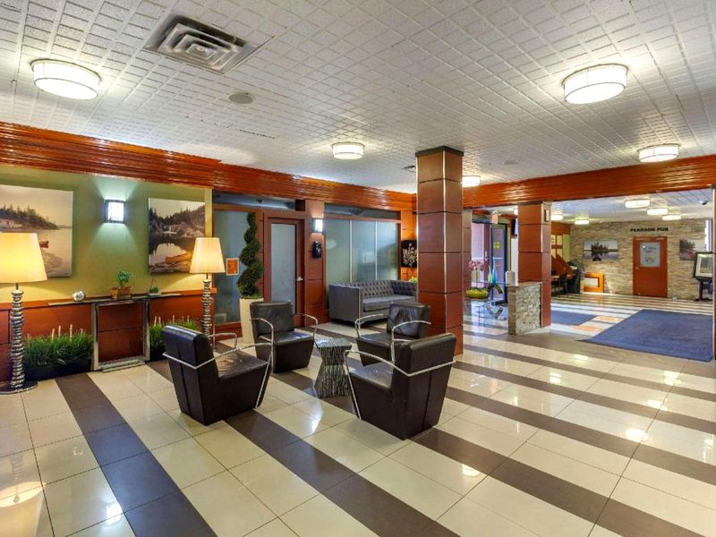 クオリティ イン トロント エアポート (Quality Inn Toronto Airport)の写真