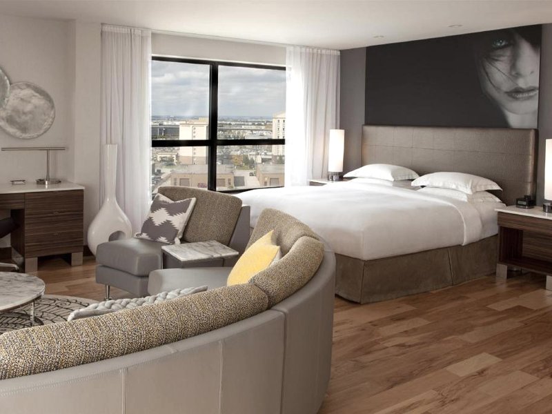 ヒルトン トロント エアポート ホテル&スイーツ (Hilton Toronto Airport Hotel & Suites)の写真