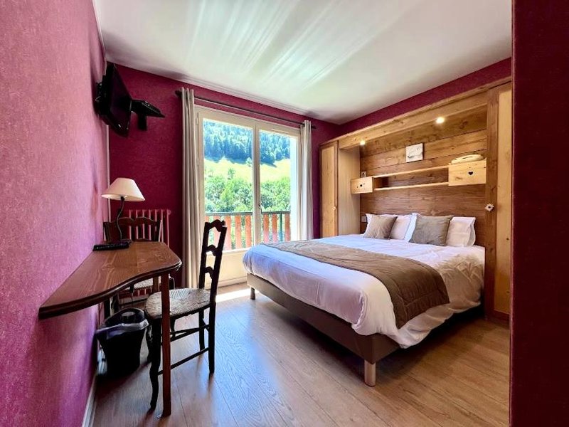 Hotel - Restaurant - Bar - Le Sapin Fleuriの写真