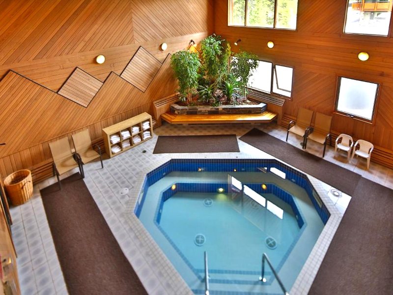 マウンテニア ロッジ (Mountaineer Lodge)の写真