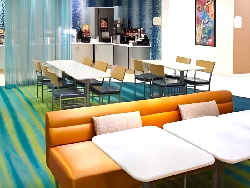 スプリングヒル スイーツ スー フォールズ (SpringHill Suites Sioux Falls)の写真