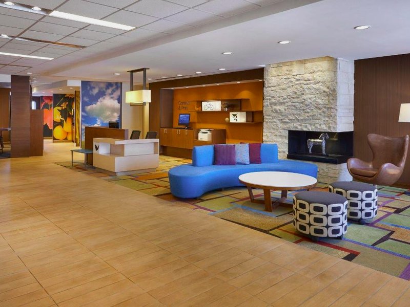 Fairfield Inn & Suites Barrieの写真