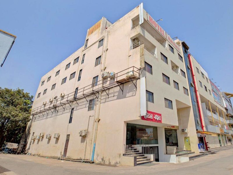 キャピタル オー 41947 ホテル ナクシャトラ (Capital O 41947 Hotel Nakshatra)の写真
