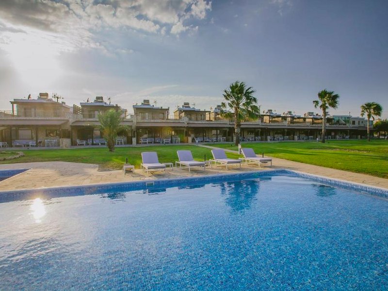 エルヤ ビーチ ラグジュアリー スイーツ (Elya Beach Luxury Suites)の写真