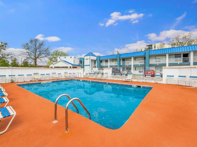 Super 8 by Wyndham Portsmouth - Norfolkの写真