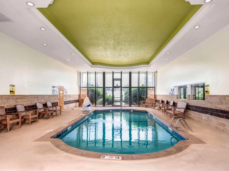 ベストウェスタン プラス ザ イン アット ハンプトン (Best Western PLUS The Inn at Hampton)の写真