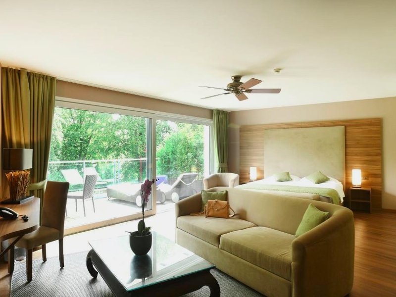 Baron Tavernier Hotel Restaurant & SPAの写真
