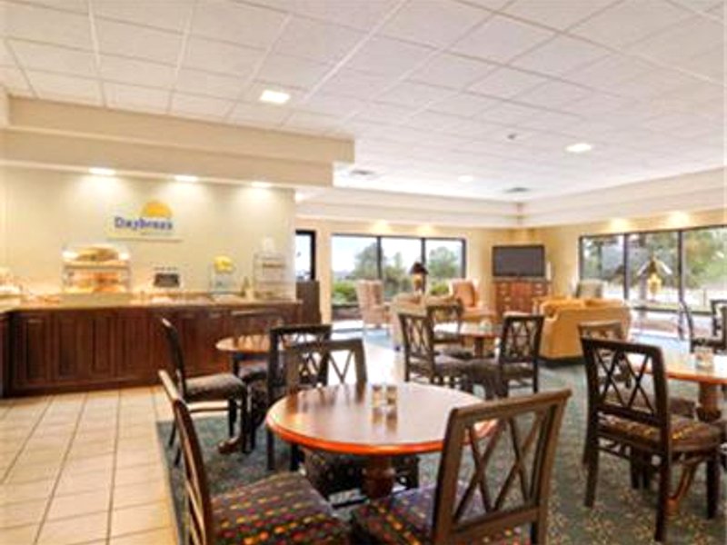 デイズ イン バイ ウィンダム メター (Days Inn by Wyndham Metter)の写真