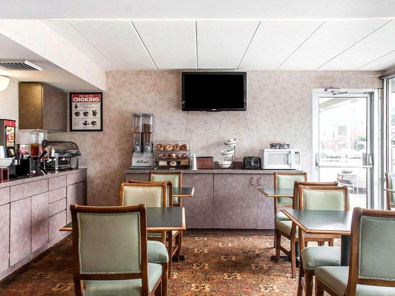 エコノ ロッジ エルマイラ コーニーング (Econo Lodge Elmira-Corning)の写真