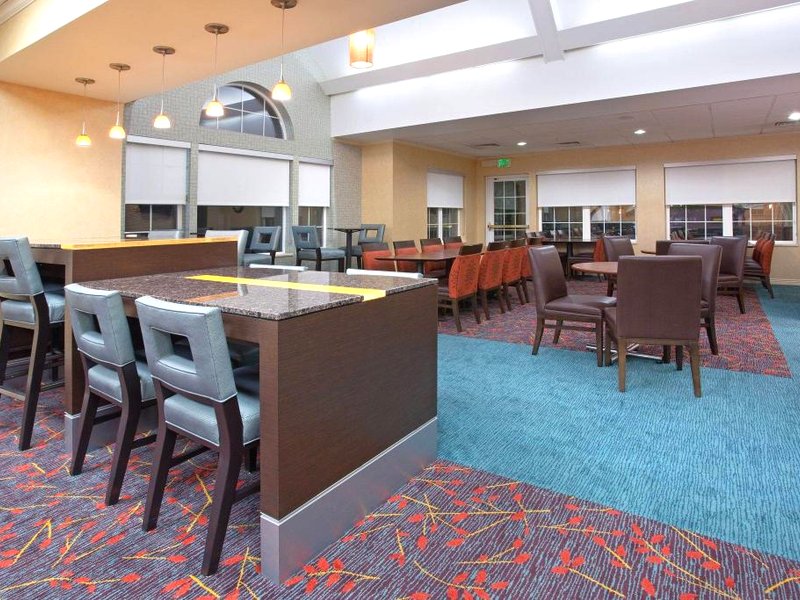 レジデンス イン ソルト レークシティ エアポート (Residence Inn Salt Lake City Airport)の写真