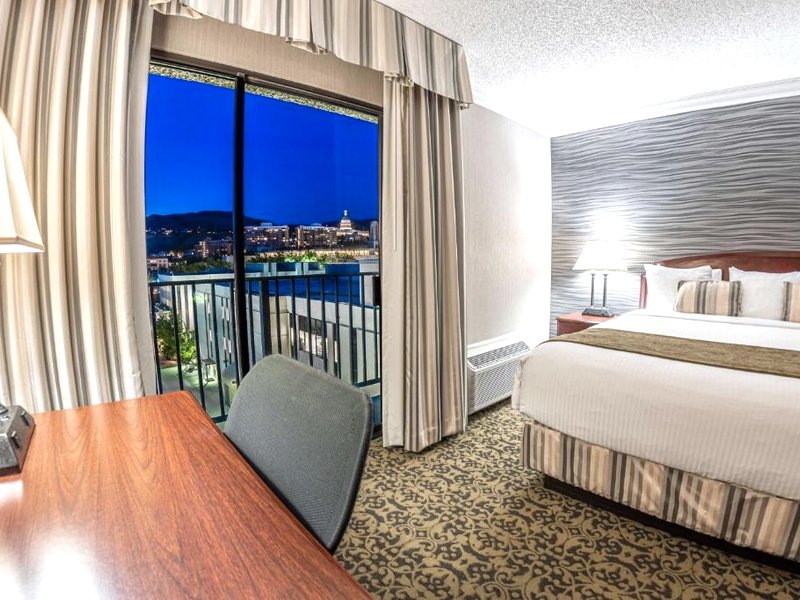 ソルトレイクプラザホテル シュアステイコレクション バイ ベストウェスタン (Salt Lake Plaza Hotel SureStay Collection by Best Western)の写真