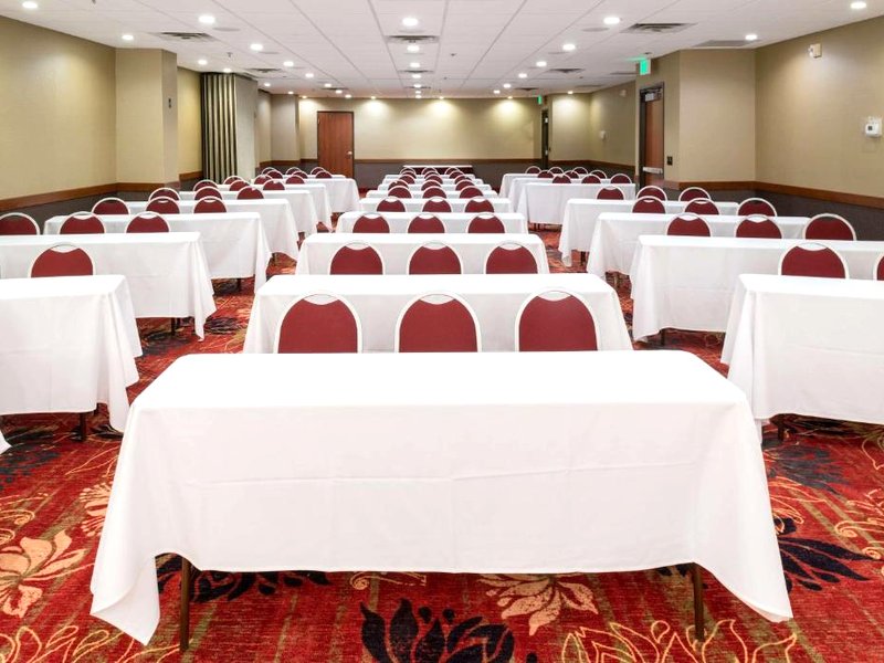 ソルトレイクプラザホテル シュアステイコレクション バイ ベストウェスタン (Salt Lake Plaza Hotel SureStay Collection by Best Western)の写真