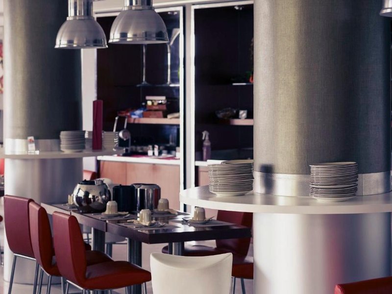 ホテル メルキュール ラ グランデ モット ポール (Hotel Mercure La Grande-Motte Port)の写真