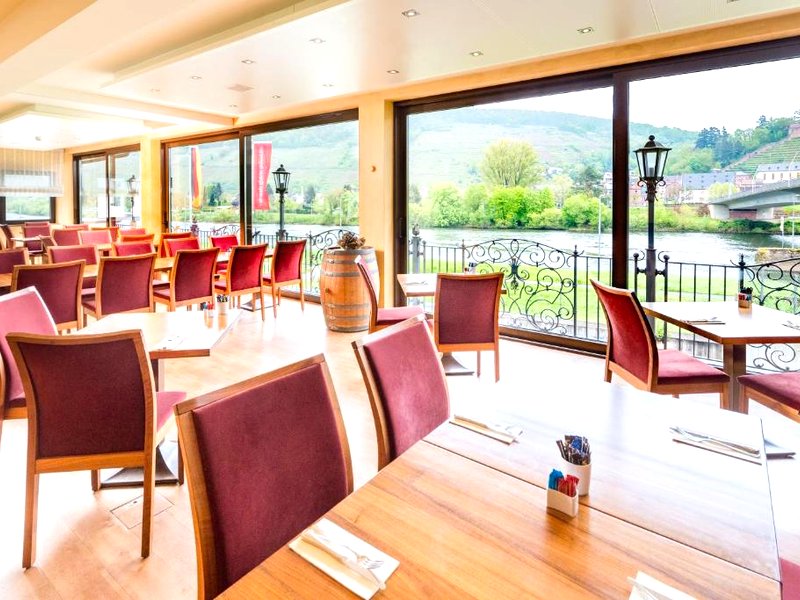 Hotel Straubs Schone Aussichtの写真