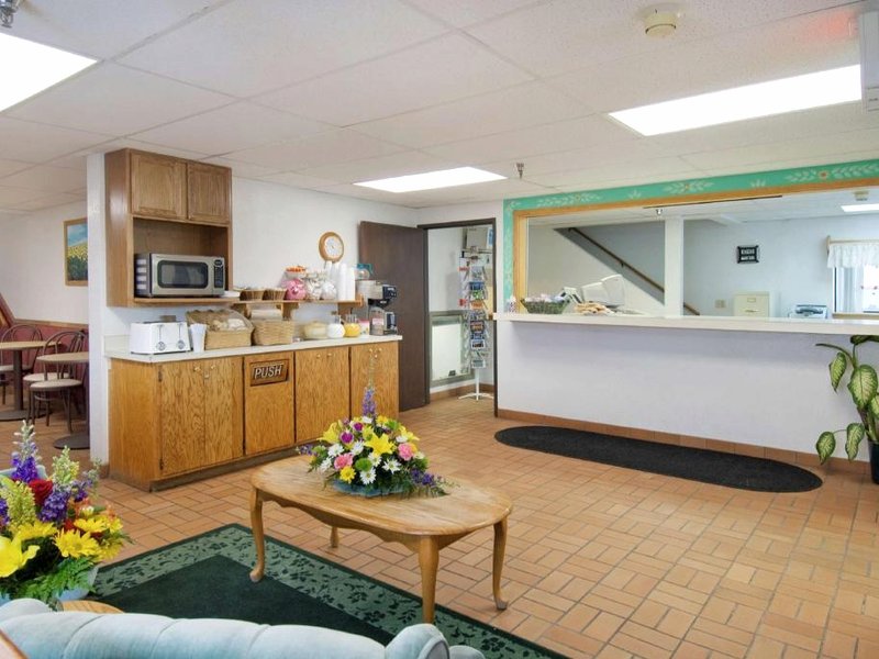 アメリカズ ベスト バリュー イン トリントン (Americas Best Value Inn Torrington)の写真