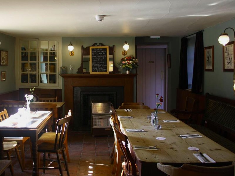 The Three Horseshoes Warhamの写真