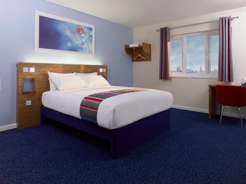 Travelodge Rugeleyの写真