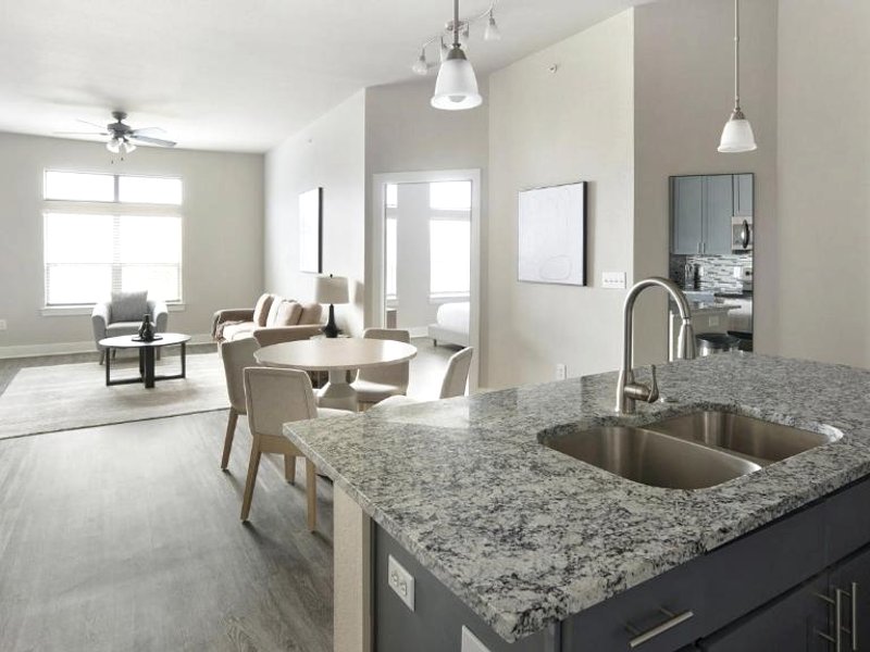 Space Center Voyager Condos by Barsalaの写真