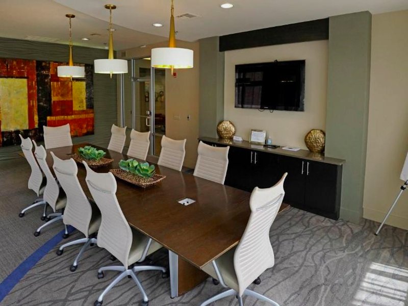 Space Center Voyager Condos by Barsalaの写真