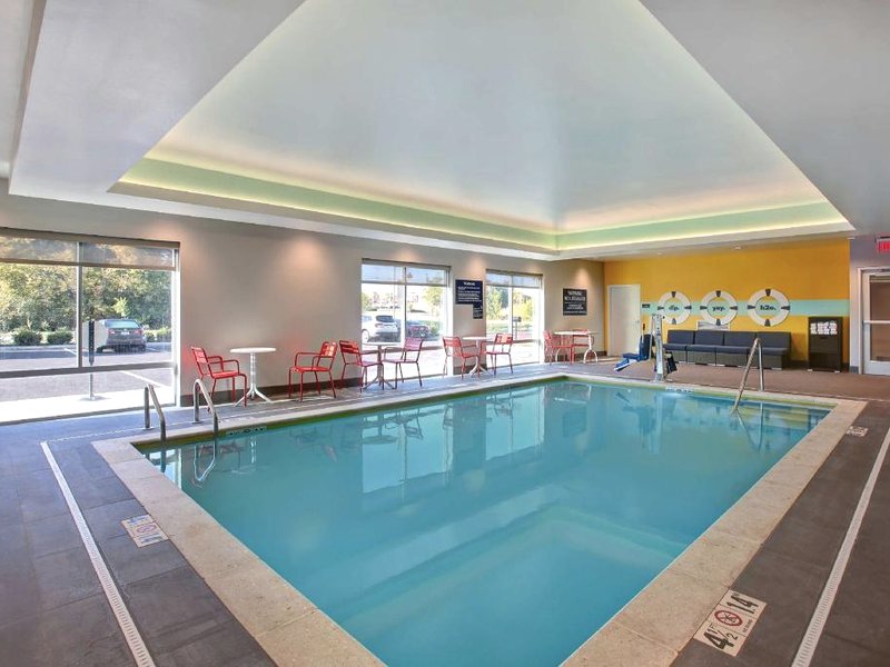 Tru by Hilton Monroeの写真
