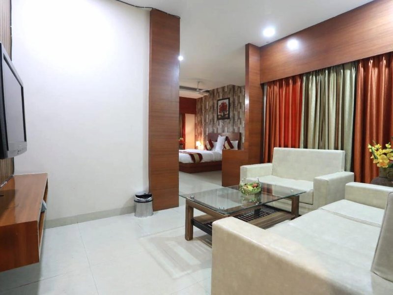 ホテル シュリ ケダパティ インターナショナル (Hotel Shri Khedapati International)の写真