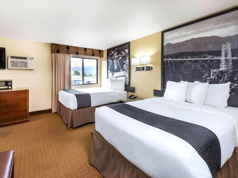 スーパー 8 バイ ウィンダム コロラド シティ (Super 8 By Wyndham Colorado City)の写真