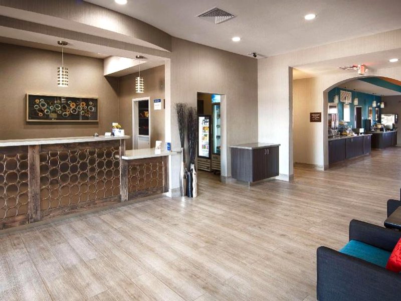 ベスト ウェスタン プラス ロンスター イン&スイーツ (Best Western Plus Lonestar Inn & Suites)の写真