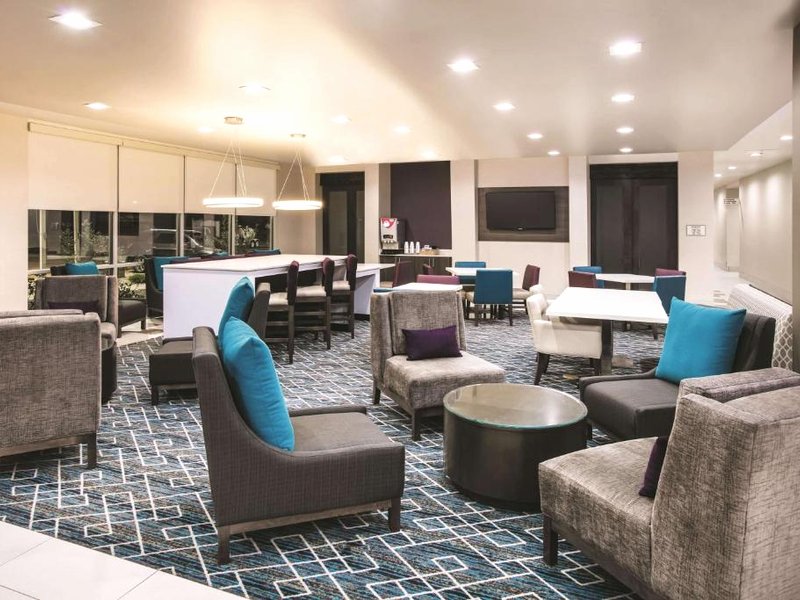 La Quinta Inn & Suites by Wyndham Colorado Cityの写真