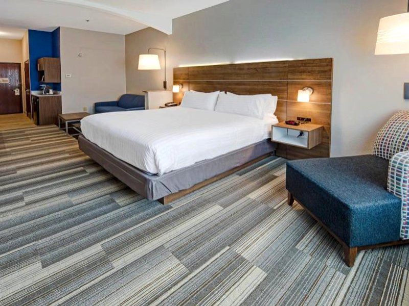 Holiday Inn Express Hotel and Suites Corsicana I-45 By IHGの写真