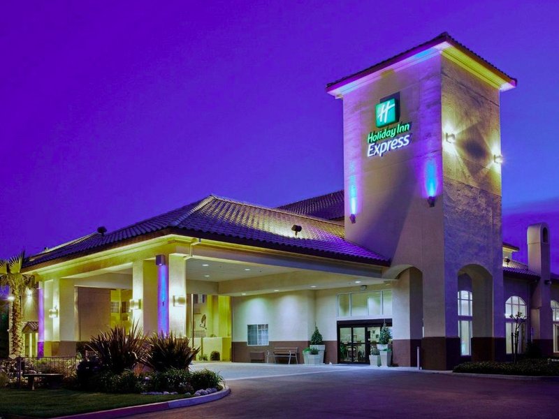 Holiday Inn Express Madera By IHGの写真