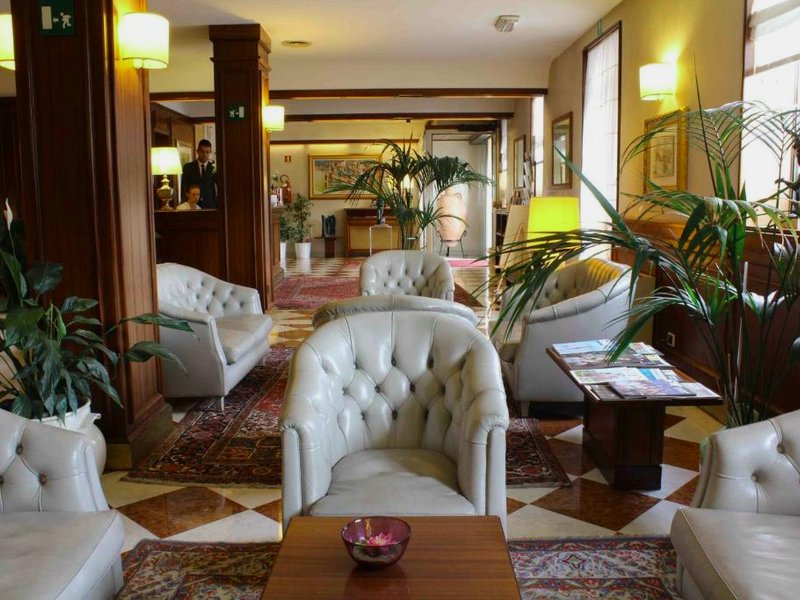 ホテル アッラ トッレ (Hotel Alla Torre)の写真