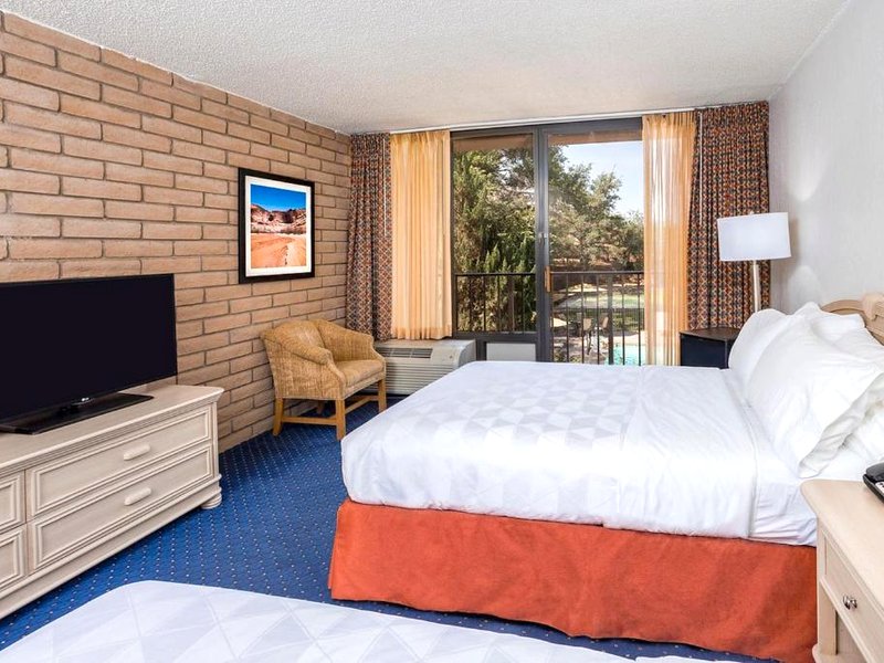 ホリデイ イン キャニオン デ チェリー チンリ バイ IHG (Holiday Inn Canyon De Chelly-Chinle By IHG)の写真