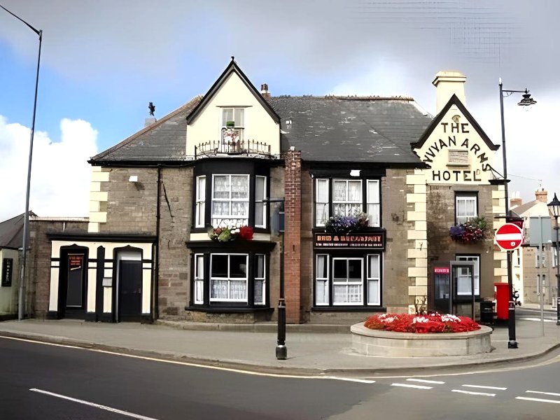 ザ・ヴィヴィアン・アームズ・ホテル (The Vyvyan Arms Hotel)の写真