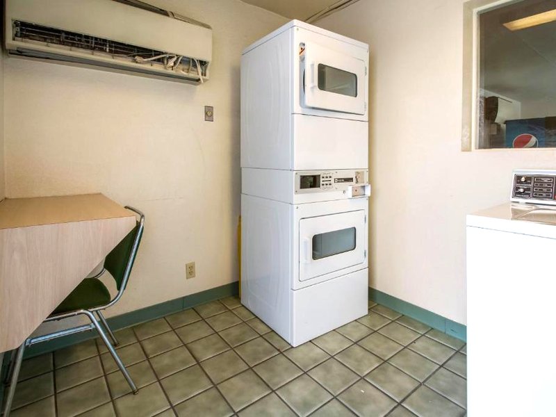 Motel 6 Wendoverの写真