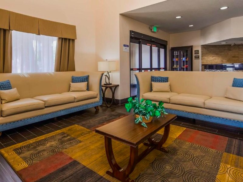 ベストウェスタン プラス ウェンドオーバー イン (Best Western PLUS Wendover Inn)の写真