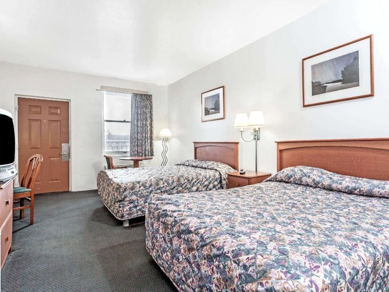 アメリカズ ベスト バリュー イン ウェンドーバー (Americas Best Value Inn Wendover)の写真