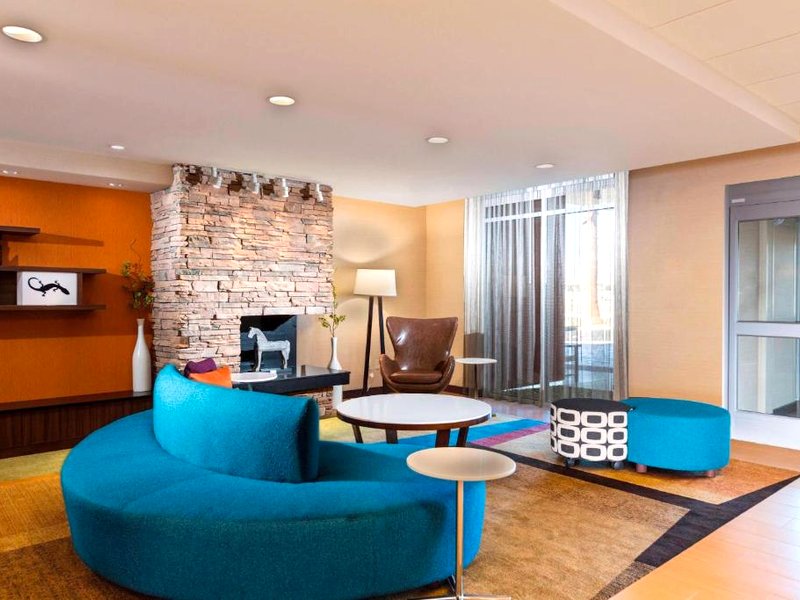 フェアフィールド バイ マリオット イン & スイーツ パームデザート コーチェラバレー (Fairfield by Marriott Inn & Suites Palm Desert Coachella Valley)の写真