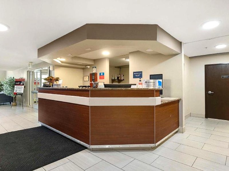 SureStay Plus Hotel by Best Western Rocklinの写真