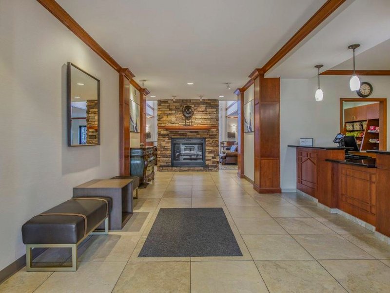 ステイブリッジ スイーツ ロックリン ローズビル エリア ホテル バイ IHG (Staybridge Suites Rocklin Roseville Area Hotel By IHG)の写真