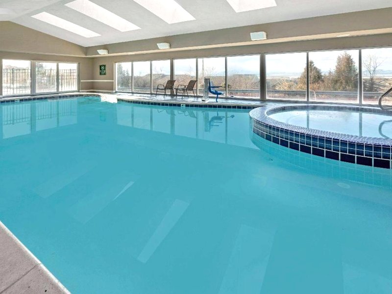 ラ キンタ イン アンド スイーツ バイ ウィンダム オレム ユニバーシティ パークウェイ (La Quinta Inn & Suites by Wyndham Orem University Parkway)の写真