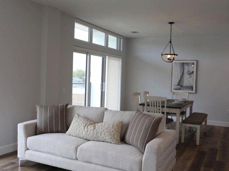 Beachview getaway at the New Carlyle 200 on the Main strip in Grand Bendの写真