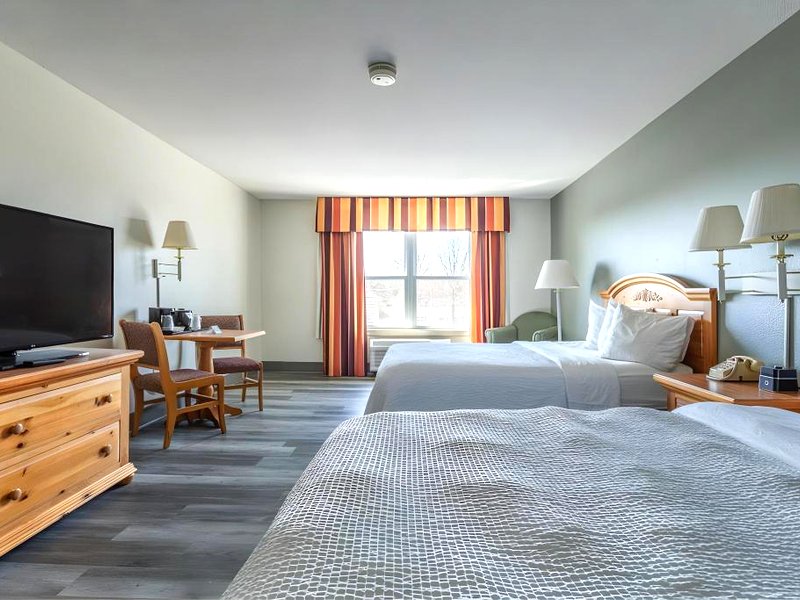 Lancaster Inn & Suites の写真