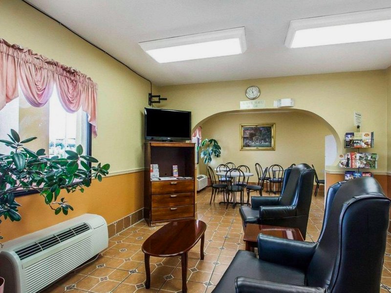 Econo Lodge Inn & Suites I-20, exit 73の写真