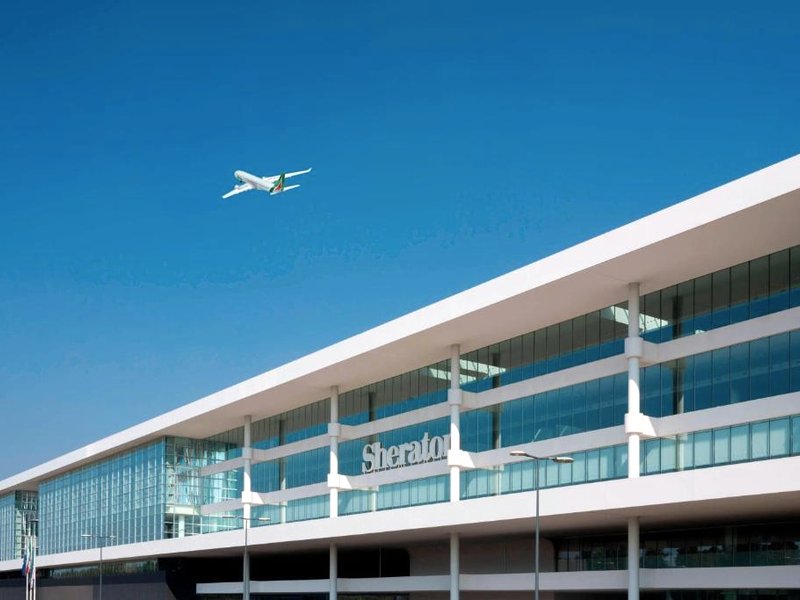 シェラトン ミラノ マルペンサ エアポート ホテル&カンファレンス センター   (Sheraton Milan Malpensa Airport Hotel & Conference Centre)の写真